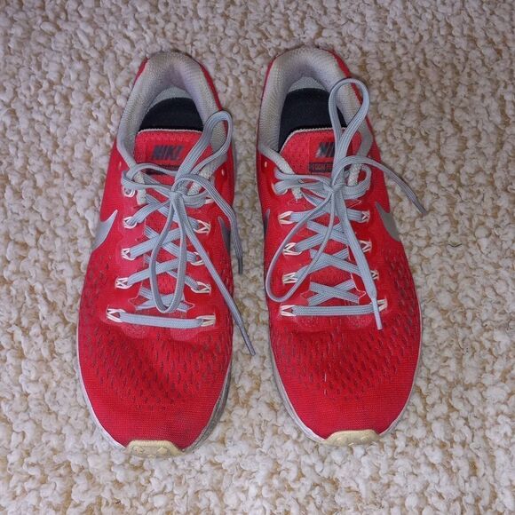 Nike Sneakers  - Picture 2 of 6